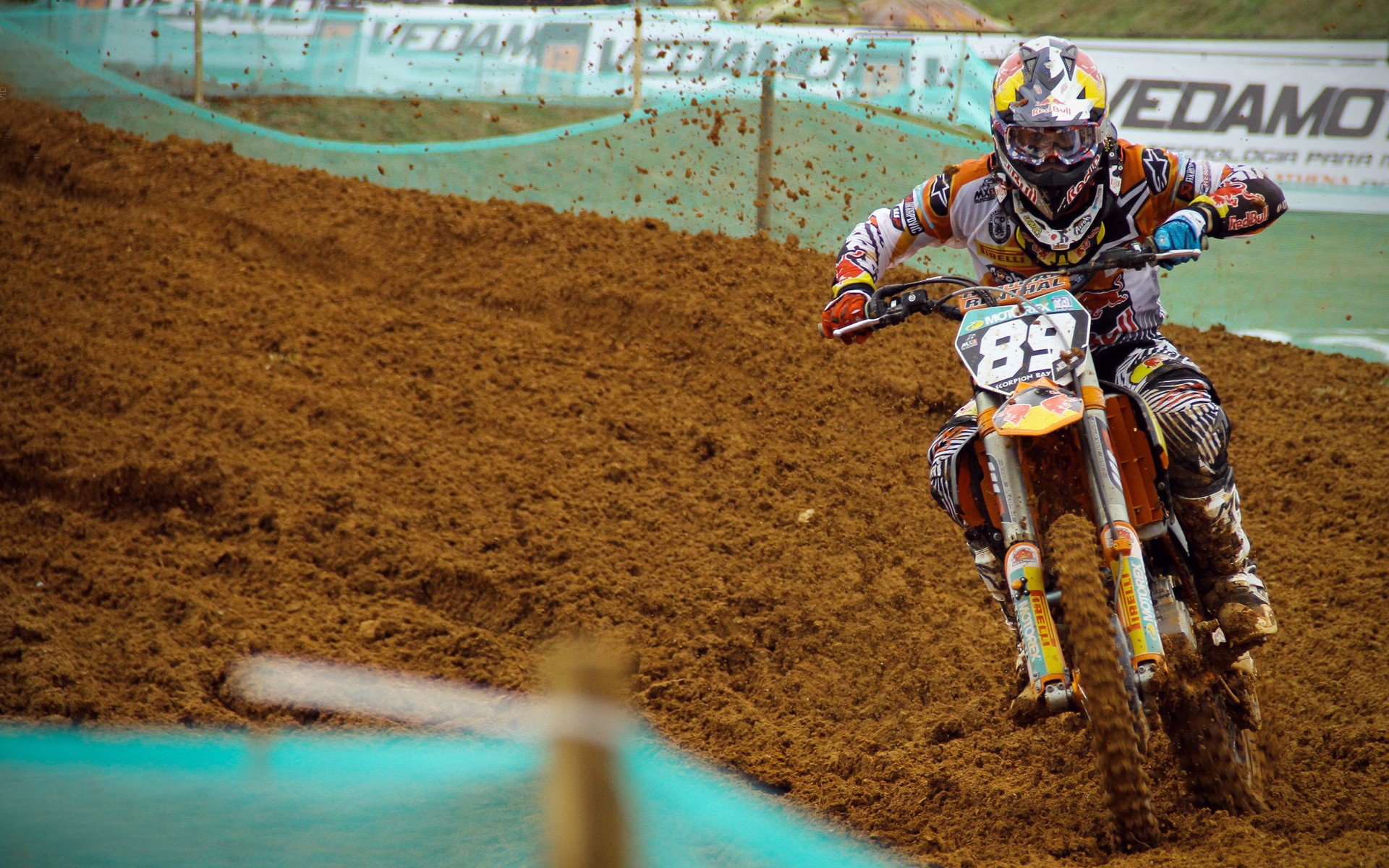 2024年国际马拉松盛事落幕,肯尼亚选手刷新赛会纪录夺冠